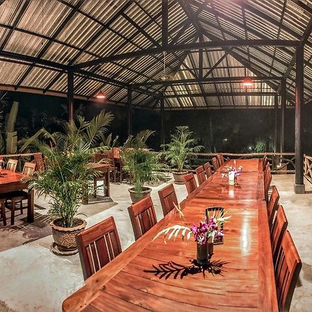 Anurak Community Lodge Phanom Eksteriør bilde