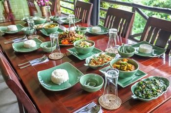 Anurak Community Lodge Phanom Eksteriør bilde