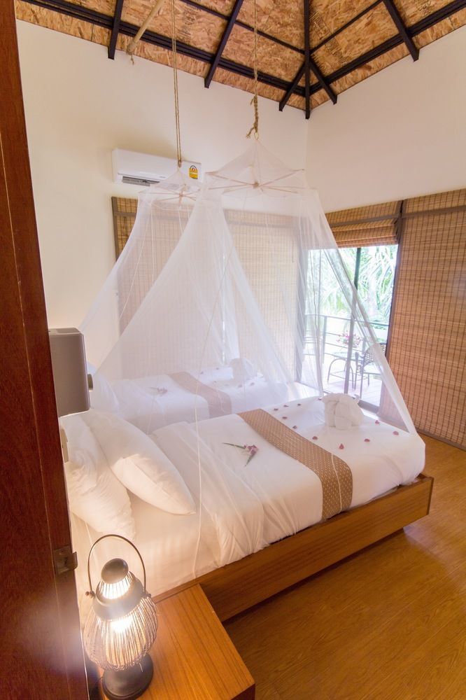 Anurak Community Lodge Phanom Eksteriør bilde